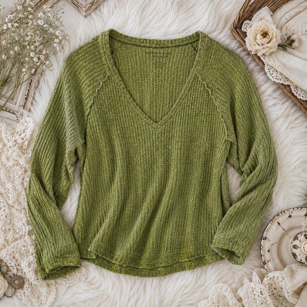 American Eagle Soft And Sexy Plush Green Knit Top Size XS - Oversized